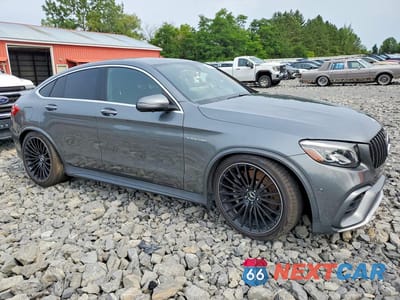 Czwarte zdjęcie samochodu z boku: 2019 MERCEDES-BENZ GLC COUPE 63 4MATIC AMG VIN:WDC0J8JB2KF495145 - miniatura