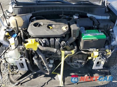 Zdjęcie 12 z 14 samochodu: 2017 HYUNDAI TUCSON SE VIN:KM8J3CA42HU280065 - miniatura