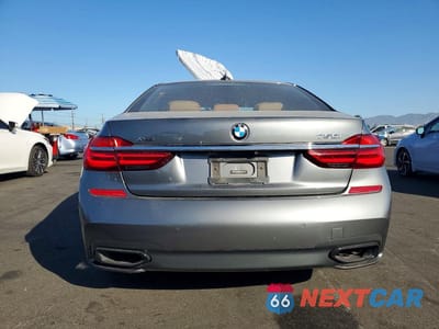 Zdjęcie 6 z 12 samochodu: 2016 BMW 750 XI VIN:WBA7F2C56GG419212 - miniatura