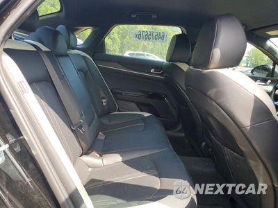 Zdjęcie 10 z 12 samochodu: 2025 KIA K5 GT LINE VIN:KNAG64J77S5373572 - miniatura