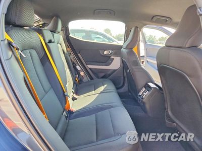 Zdjęcie 10 z 13 samochodu: 2022 POLESTAR 2 VIN:LPSED3KA8NL052492 - miniatura
