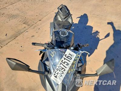 Piąte zdjęcie samochodu w środku: 2026 KAWASAKI EX500 H VIN:ML5EXGH16TDA83631 - miniatura
