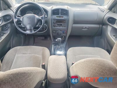 Zdjęcie 8 z 13 samochodu: 2005 HYUNDAI SANTA FE GLS VIN:KM8SC73EX5U865134 - miniatura