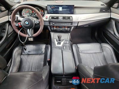 Zdjęcie 8 z 13 samochodu: 2015 BMW M5 M5 COMPETITION VIN:WBSFV9C56FD594773 - miniatura