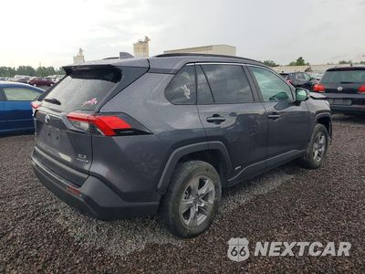 Trzecie zdjęcie samochodu z tyłu: 2024 TOYOTA RAV4 HYBRID XLE VIN:4T3RWRFV0RU121343 - miniatura