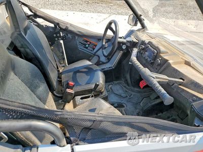 Piąte zdjęcie samochodu w środku: 2024 POLARIS RZR 200 EFI UTILITY VEHICLE VIN:L6KHCB189RS001729 - miniatura