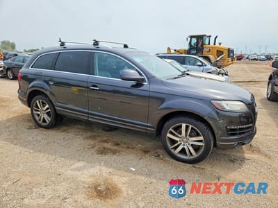 Czwarte zdjęcie samochodu z boku: 2012 AUDI Q7 PREMIUM PLUS VIN:WA1LGAFEXCD003092 - miniatura