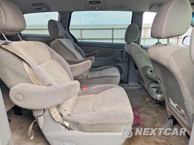 Zdjęcie 11 z 13 samochodu: 2010 TOYOTA SIENNA LE 7-PASSENGER VIN:5TDKK4CC3AS295674 - miniatura