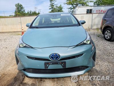Piąte zdjęcie samochodu w środku: 2017 TOYOTA PRIUS FOUR VIN:JTDKARFU1H3052140 - miniatura