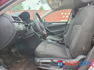 Zdjęcie 7 z 13 samochodu: 2016 VOLKSWAGEN PASSAT S VIN:1VWAT7A34GC056431 - miniatura