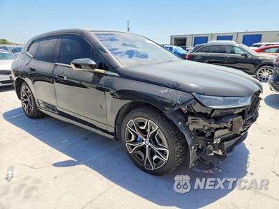 Czwarte zdjęcie samochodu z boku: 2024 BMW IX XDRIVE50 VIN:WB523CF08RCN46657 - miniatura