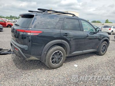 Trzecie zdjęcie samochodu z tyłu: 2025 NISSAN PATHFINDER ROCK CREEK VIN:5N1DR3BD8SC255971 - miniatura