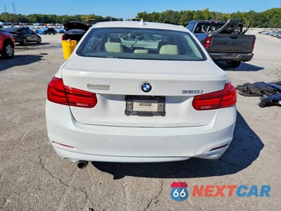 Zdjęcie 6 z 12 samochodu: 2018 BMW 320 I VIN:WBA8A9C56JAH12066 - miniatura