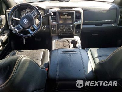 Zdjęcie 8 z 12 samochodu: 2017 RAM 2500 LONGHORN VIN:3C6UR5GL1HG501238 - miniatura