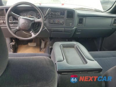 Zdjęcie 8 z 12 samochodu: 2001 CHEVROLET SILVERADO K1500 VIN:2GCEK19V911352374 - miniatura