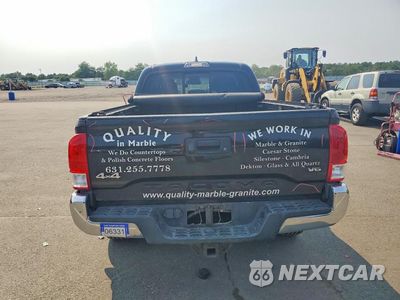 Zdjęcie 6 z 12 samochodu: 2017 TOYOTA TACOMA SR5 V6 VIN:3TMDZ5BN5HM023778 - miniatura
