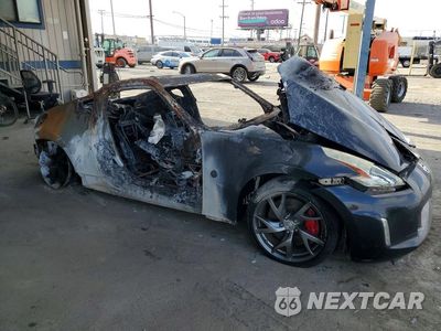 Czwarte zdjęcie samochodu z boku: 2016 NISSAN 370Z SPORT TECH VIN:JN1AZ4EH9GM932820 - miniatura