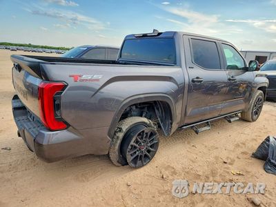 Trzecie zdjęcie samochodu z tyłu: 2023 TOYOTA TUNDRA SR5 VIN:5TFLA5AB9PX023267 - miniatura