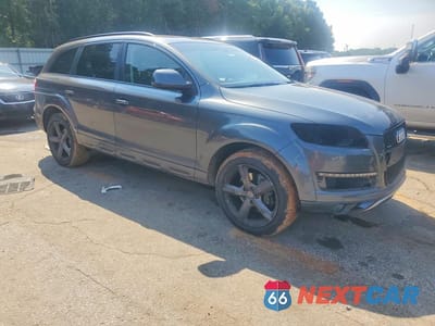 Czwarte zdjęcie samochodu z boku: 2015 AUDI Q7 PREMIUM PLUS VIN:WA1LGAFE6FD031007 - miniatura