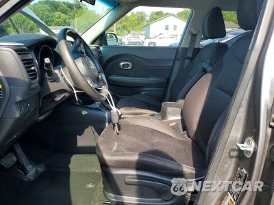 Zdjęcie 7 z 12 samochodu: 2016 KIA SOUL BASE VIN:KNDJN2A26G7385230 - miniatura