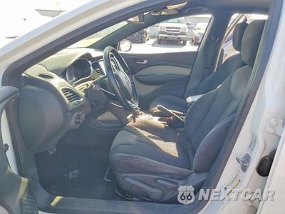 Zdjęcie 7 z 12 samochodu: 2015 DODGE DART SXT VIN:1C3CDFBB6FD390613 - miniatura