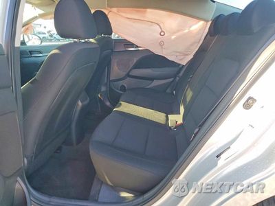 Zdjęcie 10 z 12 samochodu: 2019 HYUNDAI ELANTRA SEL VIN:5NPD84LF5KH481483 - miniatura