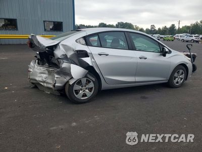 Trzecie zdjęcie samochodu z tyłu: 2018 CHEVROLET CRUZE LS VIN:1G1BC5SMXJ7145139 - miniatura