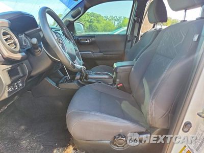 Zdjęcie 7 z 12 samochodu: 2017 TOYOTA TACOMA TRD SPORT VIN:5TFAZ5CN7HX036236 - miniatura