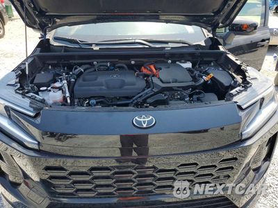 Zdjęcie 12 z 14 samochodu: 2026 TOYOTA RAV4 PLUG-IN HYBRID SE VIN:JTM7ERAV7TJ005922 - miniatura
