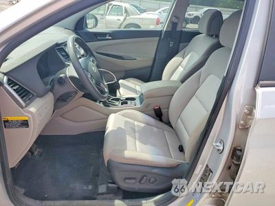 Zdjęcie 7 z 13 samochodu: 2016 HYUNDAI TUCSON SE VIN:KM8J33A44GU219122 - miniatura