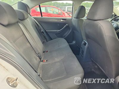 Zdjęcie 10 z 12 samochodu: 2015 VOLKSWAGEN JETTA BASE VIN:3VW2K7AJ5FM422609 - miniatura