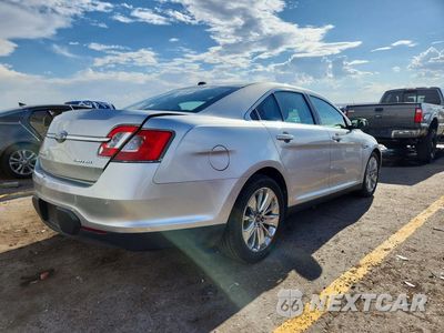 Trzecie zdjęcie samochodu z tyłu: 2010 FORD TAURUS LIMITED VIN:1FAHP2FW5AG110627 - miniatura