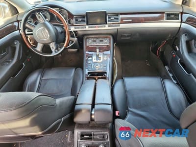 Zdjęcie 8 z 12 samochodu: 2010 AUDI A8 QUATTRO VIN:WAURVAFA8AN006631 - miniatura