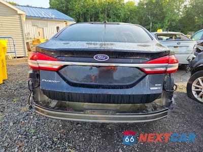 Zdjęcie 6 z 13 samochodu: 2017 FORD FUSION SE VIN:3FA6P0T91HR185340 - miniatura