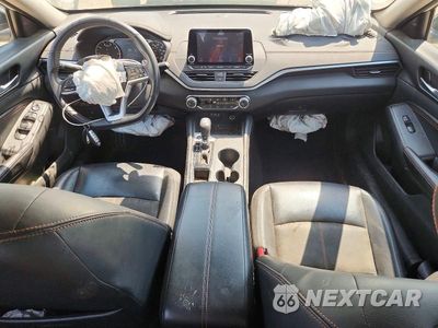 Zdjęcie 8 z 12 samochodu: 2020 NISSAN ALTIMA SR VIN:1N4AL4CVXLC115255 - miniatura