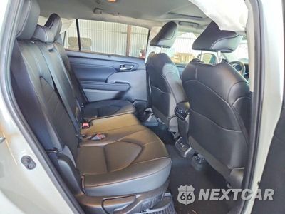 Zdjęcie 11 z 13 samochodu: 2022 TOYOTA HIGHLANDER HYBRID XLE VIN:5TDHBRCH0NS549494 - miniatura