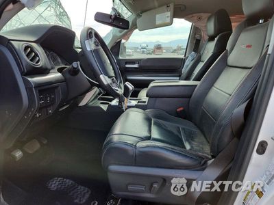 Zdjęcie 7 z 12 samochodu: 2017 TOYOTA TUNDRA TRD PRO VIN:5TFDY5F17HX637610 - miniatura