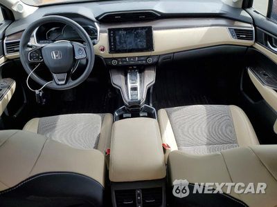 Zdjęcie 8 z 12 samochodu: 2018 HONDA CLARITY VIN:JHMZC5F19JC009757 - miniatura