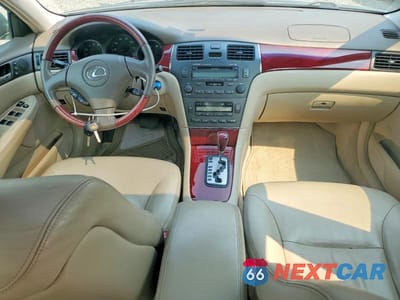 Zdjęcie 8 z 12 samochodu: 2002 LEXUS ES 300 VIN:JTHBF30G220041737 - miniatura