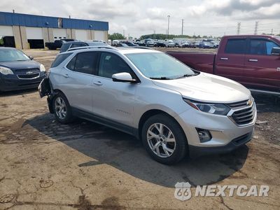 Czwarte zdjęcie samochodu z boku: 2018 CHEVROLET EQUINOX LT VIN:2GNAXTEX9J6134514 - miniatura