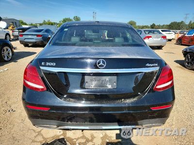 Zdjęcie 6 z 12 samochodu: 2019 MERCEDES-BENZ E 300 4MATIC VIN:WDDZF4KB3KA663349 - miniatura