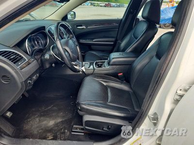 Zdjęcie 7 z 13 samochodu: 2019 CHRYSLER 300 LIMITED VIN:2C3CCAEG7KH705915 - miniatura