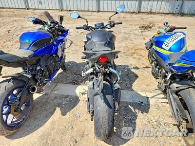 Czwarte zdjęcie samochodu z boku: 2025 HONDA CB1000 SP VIN:JH2SC8610SK000142 - miniatura