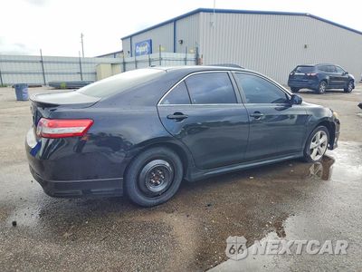 Trzecie zdjęcie samochodu z tyłu: 2010 TOYOTA CAMRY SE VIN:4T1BF3EK4AU061618 - miniatura