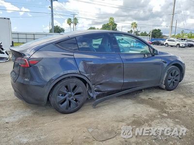 Trzecie zdjęcie samochodu z tyłu: 2024 TESLA MODEL Y VIN:7SAYGDED2RF185140 - miniatura