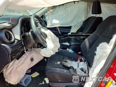 Zdjęcie 7 z 13 samochodu: 2018 TOYOTA RAV4 XLE VIN:2T3WFREV2JW492142 - miniatura