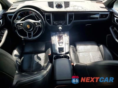 Zdjęcie 8 z 13 samochodu: 2016 PORSCHE MACAN S VIN:WP1AB2A54GLB45585 - miniatura