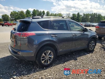 Trzecie zdjęcie samochodu z tyłu: 2017 TOYOTA RAV4 HYBRID XLE VIN:JTMRJREV9HD147466 - miniatura