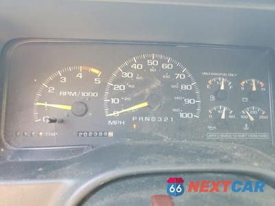 Zdjęcie 9 z 13 samochodu: 1995 CHEVROLET TAHOE C1500 VIN:1GNEC13K0SJ439140 - miniatura