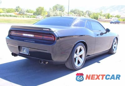Trzecie zdjęcie samochodu z tyłu: 2008 DODGE CHALLENGER SRT-8 VIN:2B3LJ74W28H302271 - miniatura